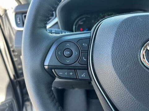 2025 Toyota RAV4 Hybrid XLE Premium