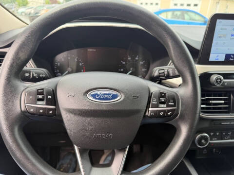 2020 Ford Escape SE