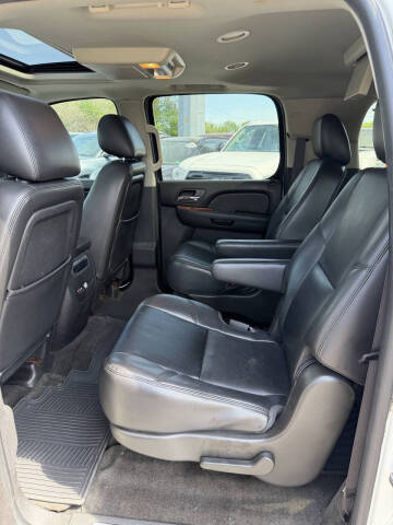 2014 Chevrolet Suburban LTZ