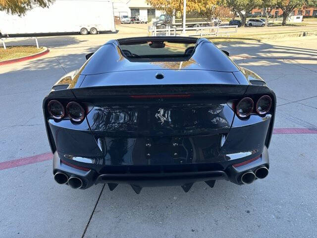 2021 Ferrari 812 GTS