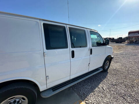 2023 GMC Savana 2500