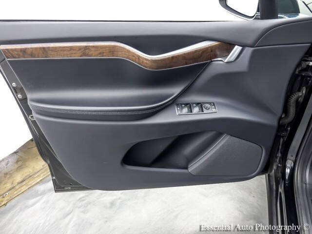 2019 Tesla Model X Standard Range