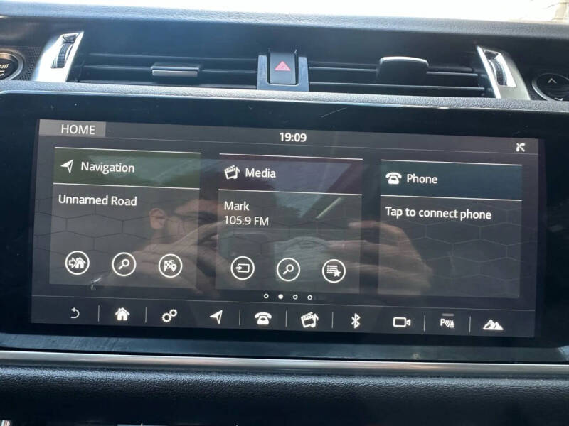 2022 Land Rover Range Rover Sport HSE Silver Edition