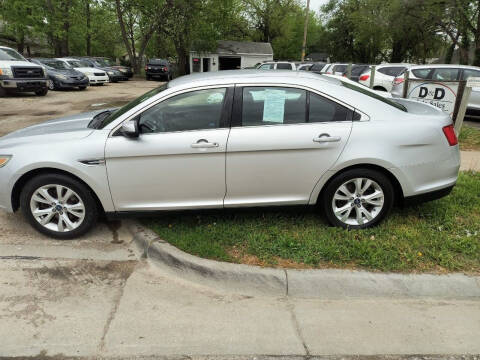 2011 Ford Taurus for sale at D and D Auto Sales in Topeka KS