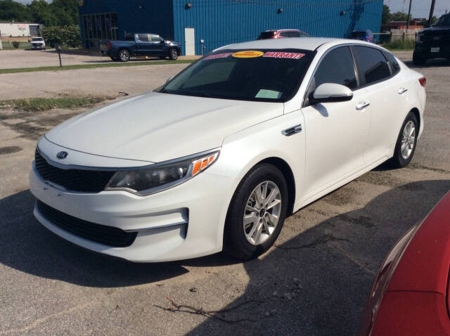 2018 Kia Optima for sale at SPRINGTIME MOTORS in Huntsville, TX