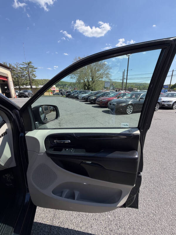 2013 Dodge Grand Caravan SE