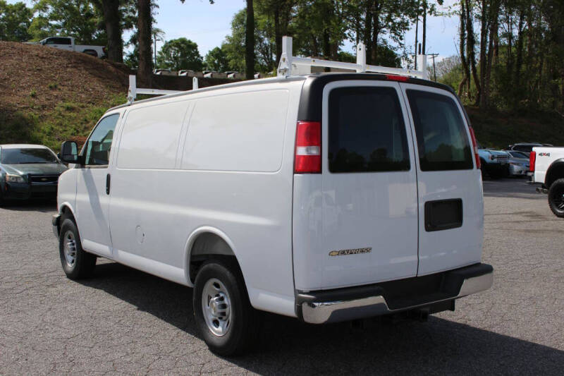 2026 Chevrolet Express 2500