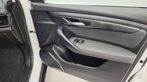 2023 VinFast VF8 Eco City Edition