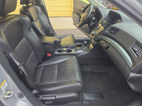 2013 Acura ILX 2.0L w/Tech