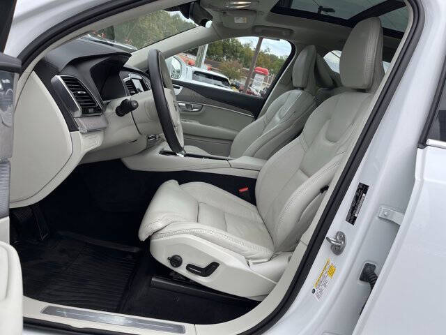 2023 Volvo XC90 Recharge T8 Ultimate Bright Theme 7P