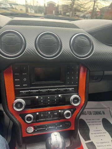 2016 Ford Mustang V6