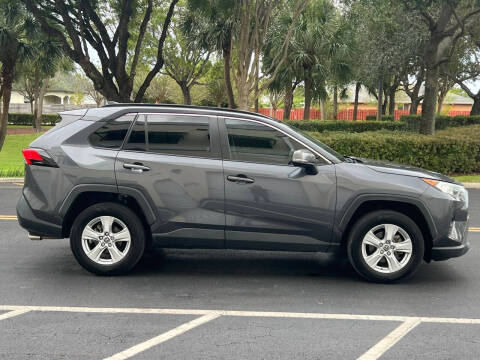 2019 Toyota RAV4 XLE