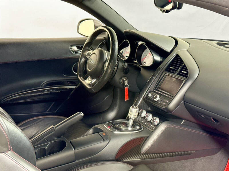 2012 Audi R8 5.2 quattro