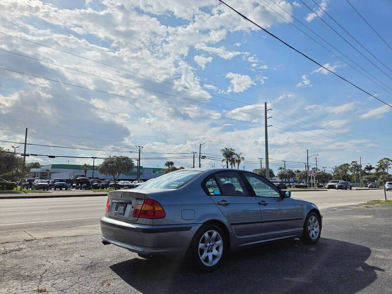 2005 BMW 3 Series 325i