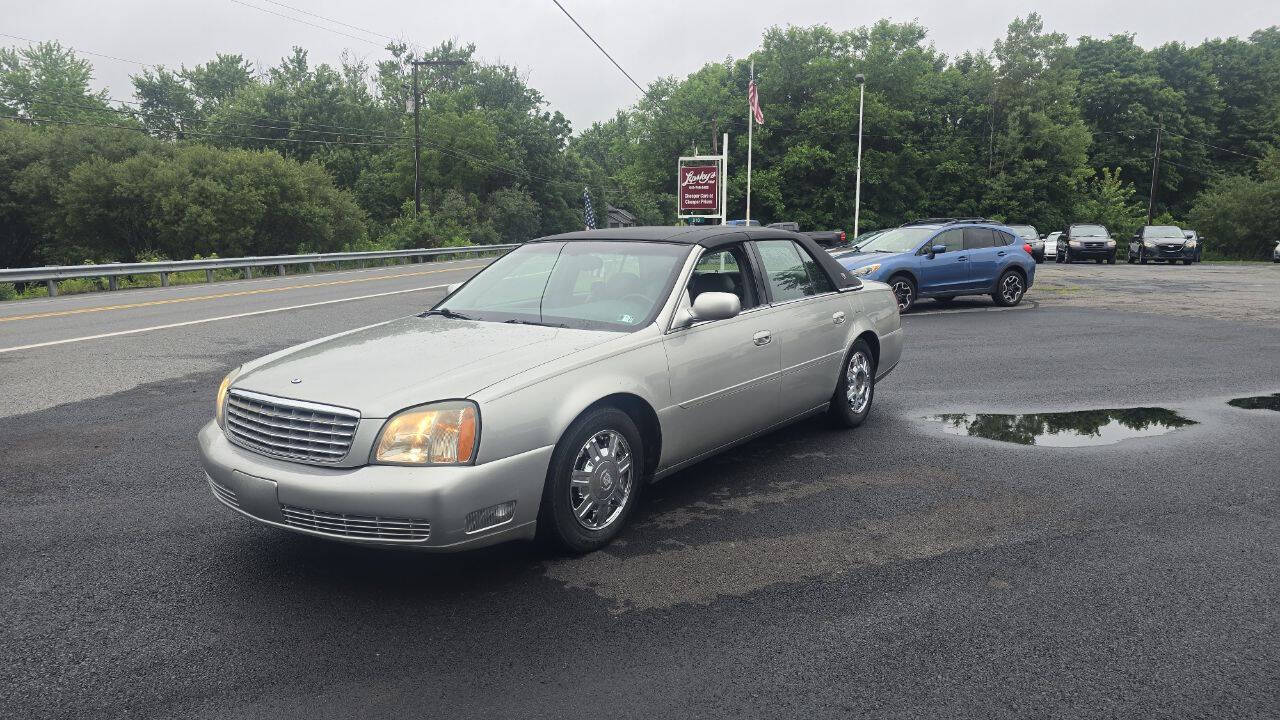 Silver 2004 Cadillac DeVille Base 4dr Sedan 1