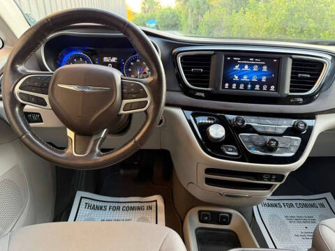 2020 Chrysler Pacifica Touring