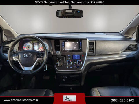 2015 Toyota Sienna