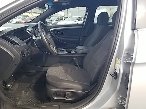 2018 Ford Taurus SEL