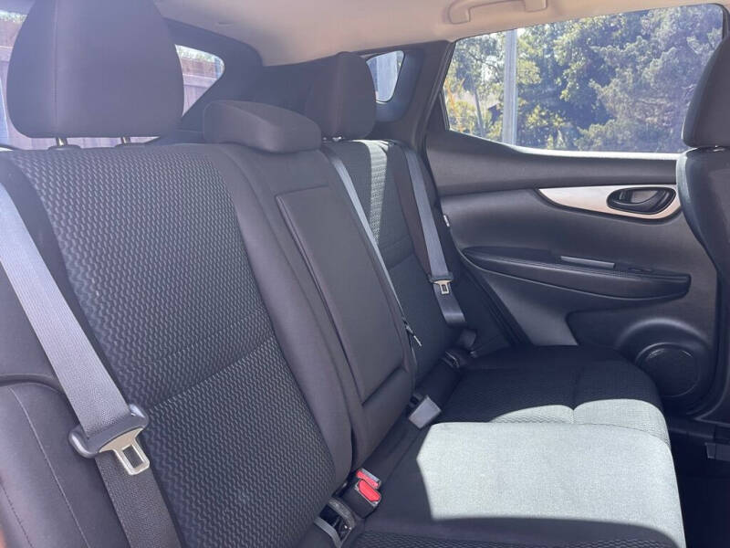 2020 Nissan Rogue Sport S