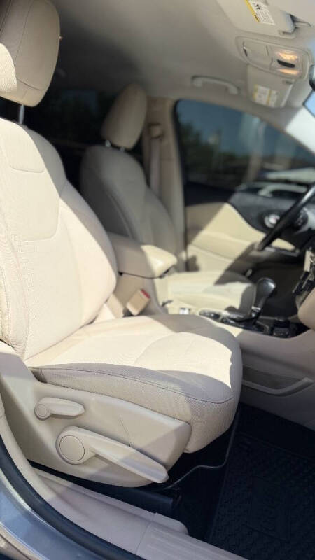 2020 Jeep Cherokee Latitude