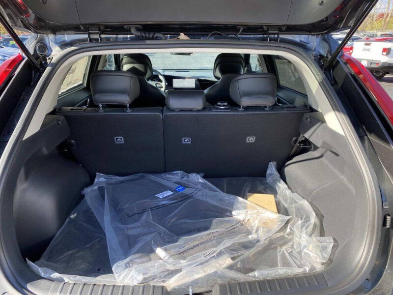 2025 Kia Niro Plug-In Hybrid EX