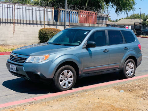 2010 Subaru Forester for sale at GALAXY AUTO DEALS INC in Sacramento CA