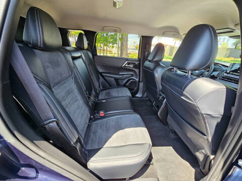 2024 Mitsubishi Outlander SE Black Edition