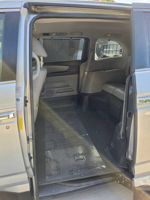 2012 Honda Odyssey EX-L w/DVD