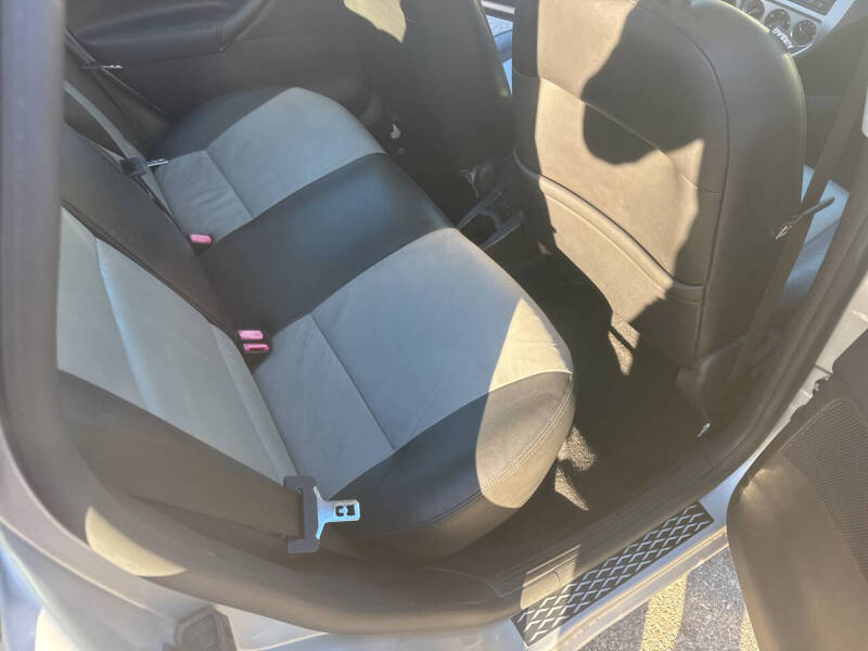 2007 Ford Focus ZX4 SE