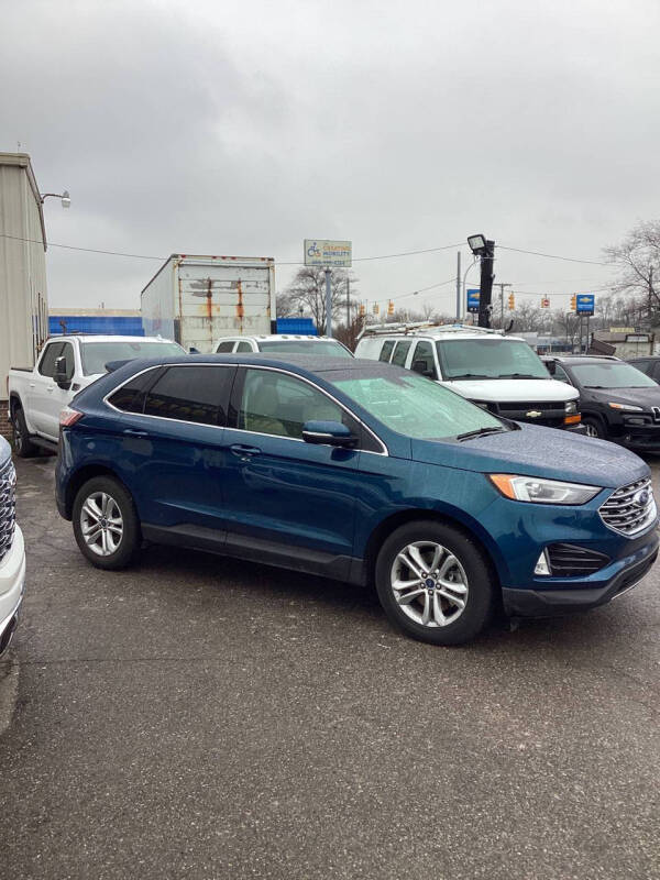 2020 Ford Edge SEL photo 5