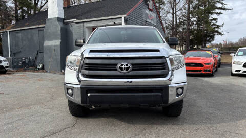 2014 Toyota Tundra SR5