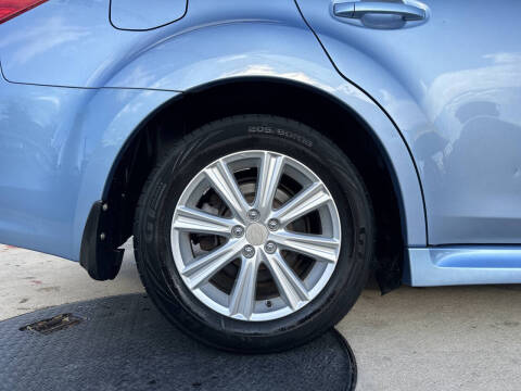 2011 Subaru Legacy 2.5i Premium