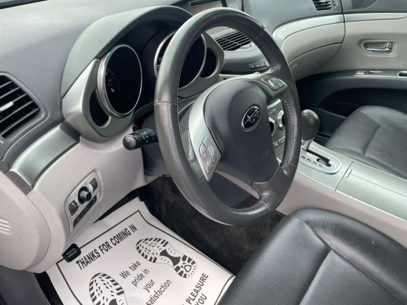 2006 Subaru B9 Tribeca 5-Pass.