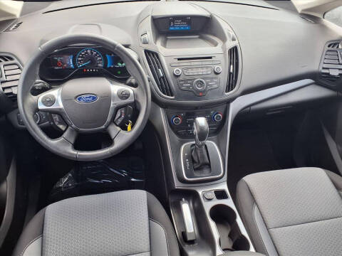 2017 Ford C-MAX Hybrid SE