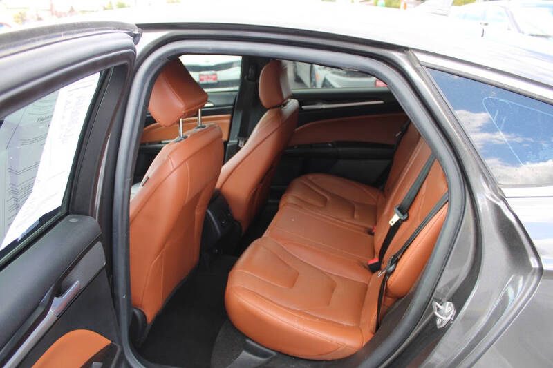 2020 Ford Fusion Titanium