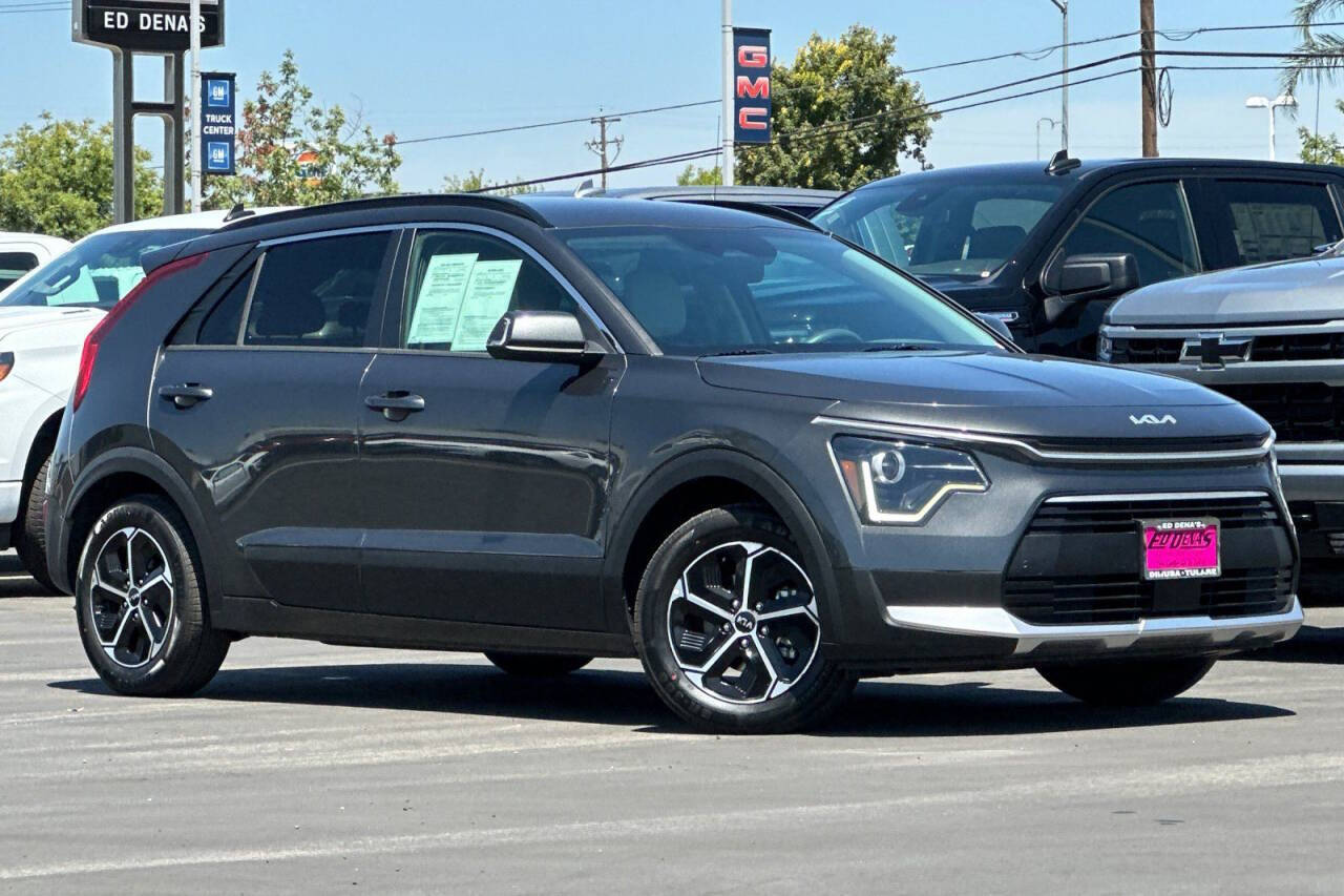Gray 2023 Kia Niro EX EX 4dr Crossover 2
