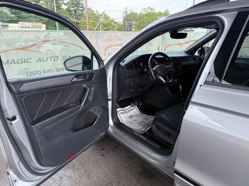 2022 Volkswagen Tiguan SE R-Line Black 4Motion