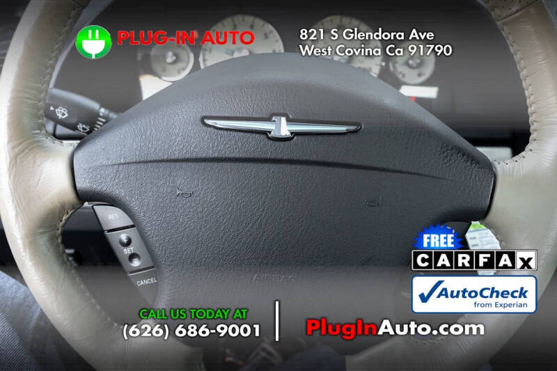 2005 Ford Thunderbird Deluxe