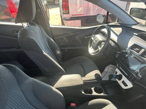 2017 Toyota Prius Two