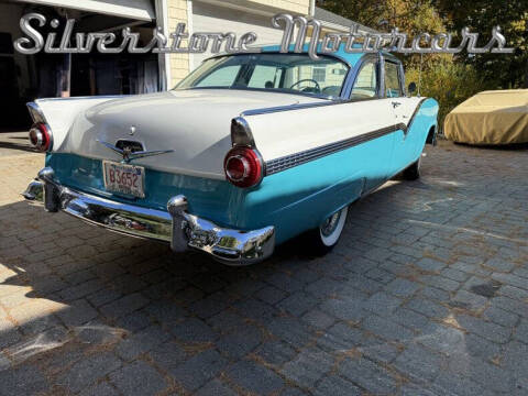 1956 Ford Fairlane