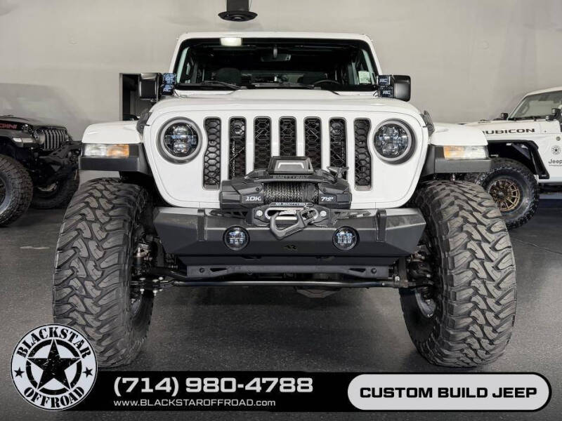 2023 Jeep Gladiator