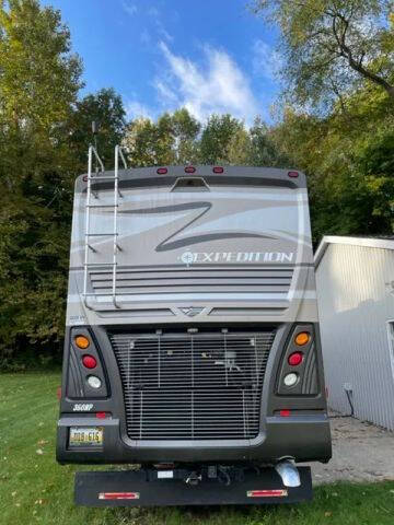 2014 Freightliner XCM Chassis
