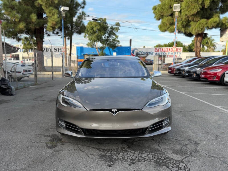 2016 Tesla Model S 90D
