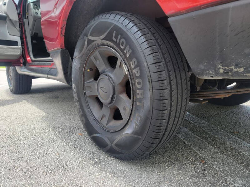 2003 Ford Explorer Sport