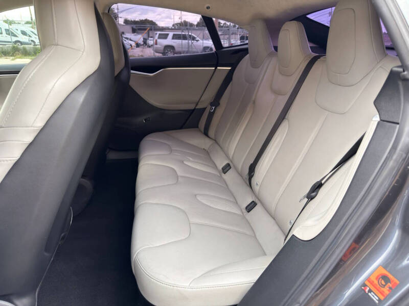 2016 Tesla Model S