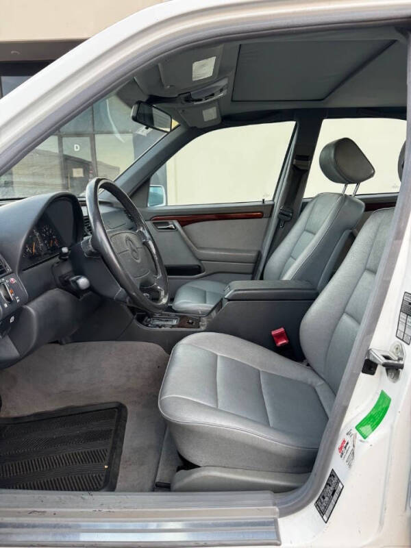 1995 Mercedes-Benz C-Class C 220