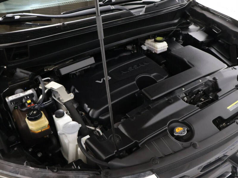 2020 Nissan Pathfinder SV