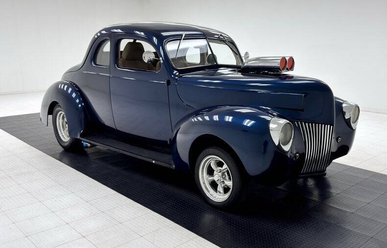 1939 Ford Deluxe