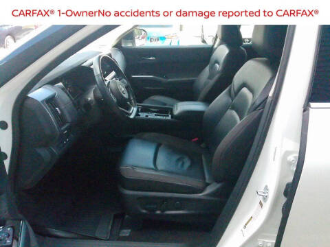 2023 Nissan Pathfinder SL