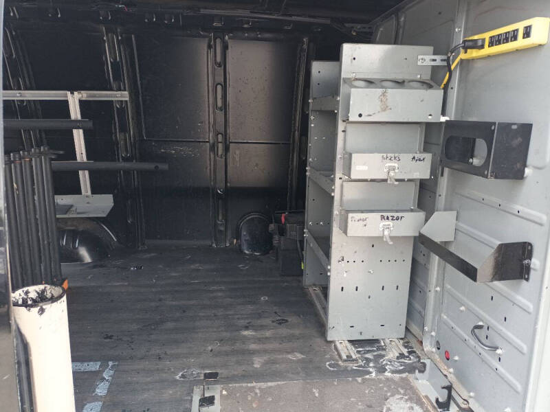 2017 Chevrolet Express 2500